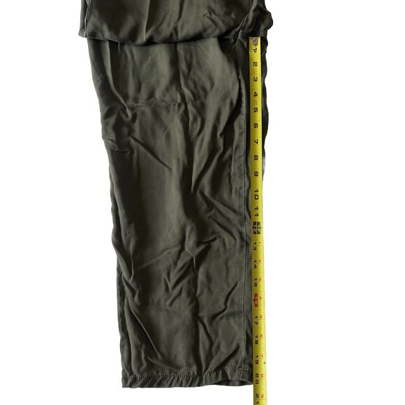 Liz Claiborne Petite Classic Olive Green Capri Pants Size 10P - Picture 7 of 12